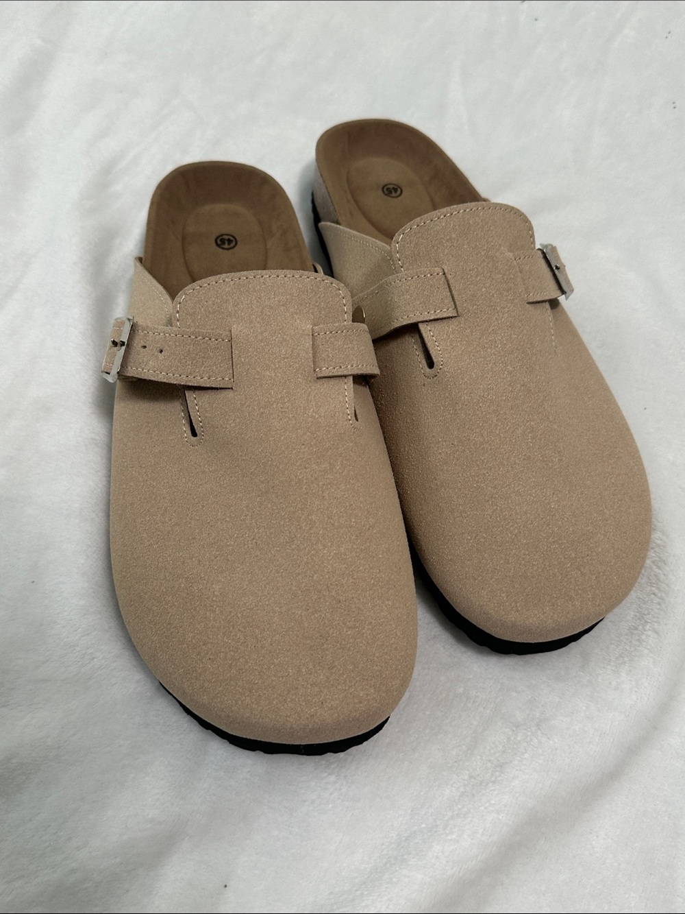 🍁 NWOT Amazon Faux Suede Clog